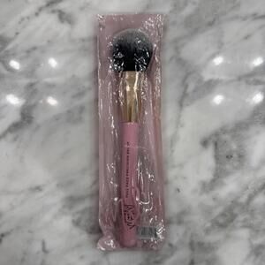 Mally Beauty Full Face Precision Brush New Sealed in bag
